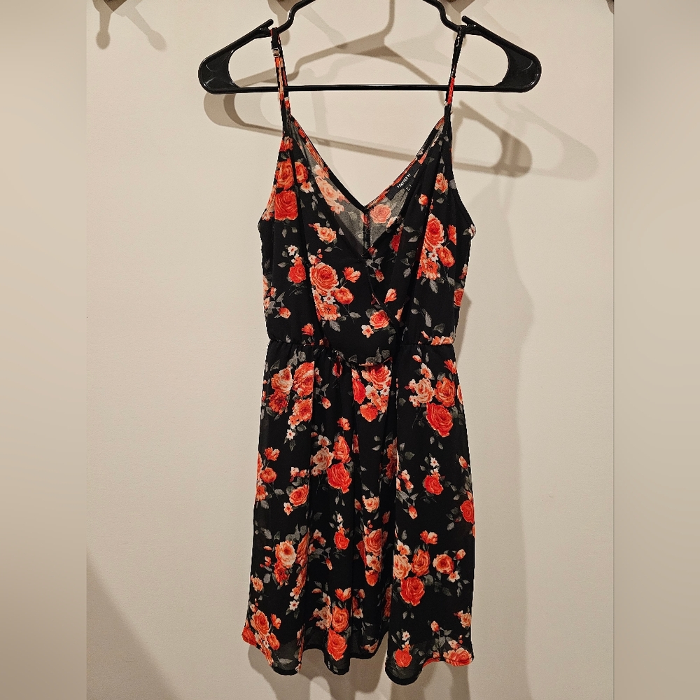 Forever 21 Black Floral Mini Sun Dress Size Small